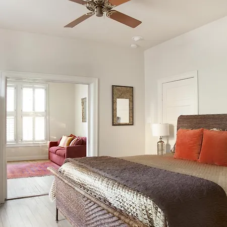 Adams House Bed & Breakfast